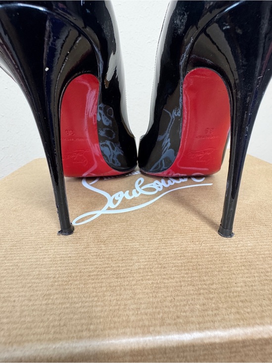 Christian Louboutin Black Patent Leather Scalloped-Edge Pumps